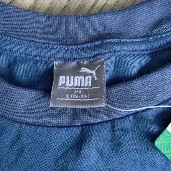 🌸4/$30🌸✨🆕puma🆕✨ |  Blue Puma t-shirt - Picture 4 of 8